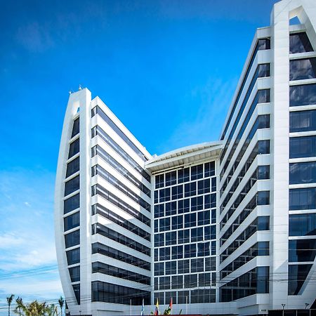 Wyndham Manta Sail Plaza Hotel And Convention Center Exterior foto